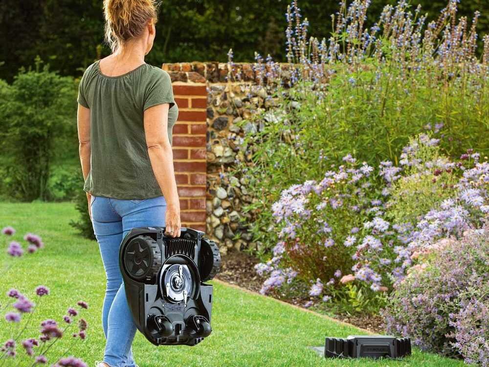 Bosch Indego XS 300 – Robot Cortacésped – Con Batería de Litio 18 V