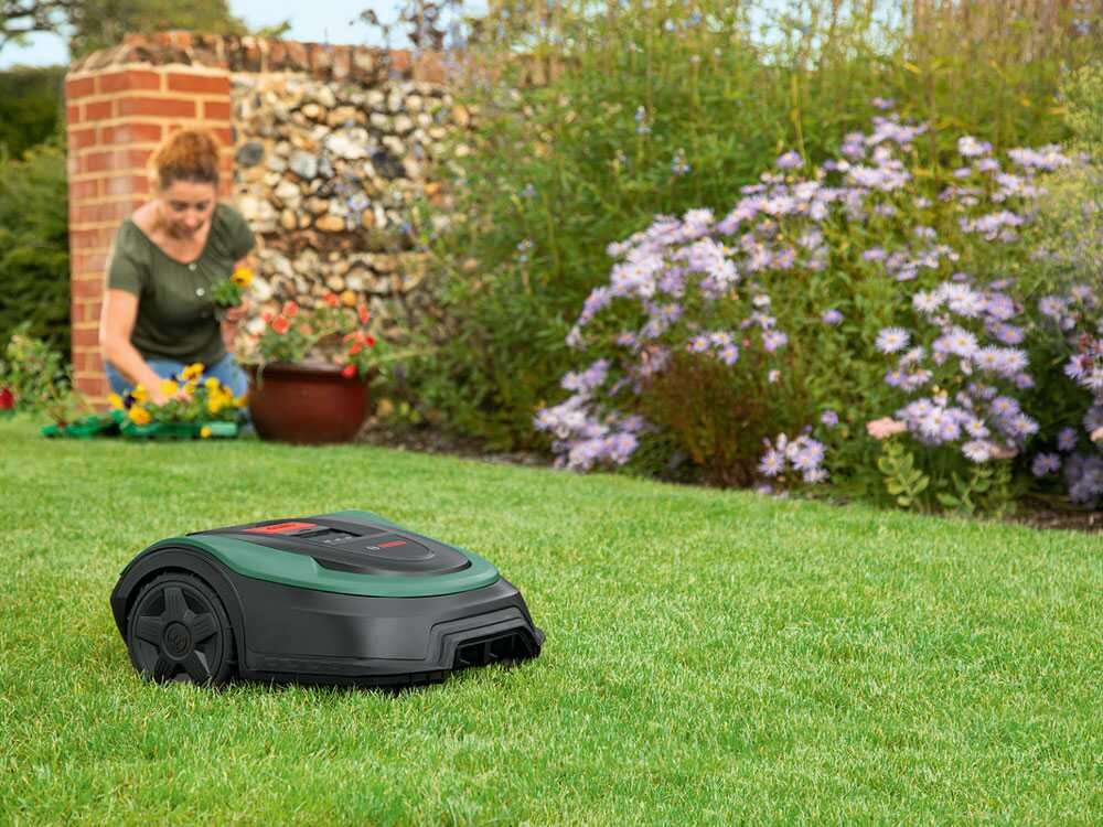 Bosch Indego XS 300 – Robot Cortacésped – Con Batería de Litio 18 V